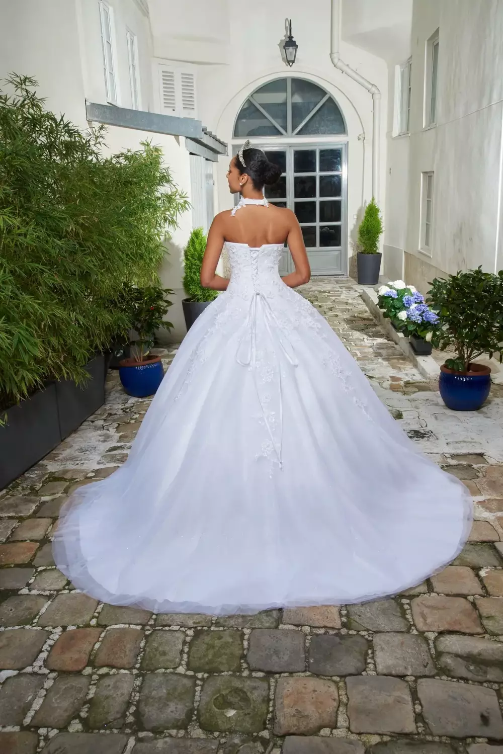 comtesse_blanc_dos