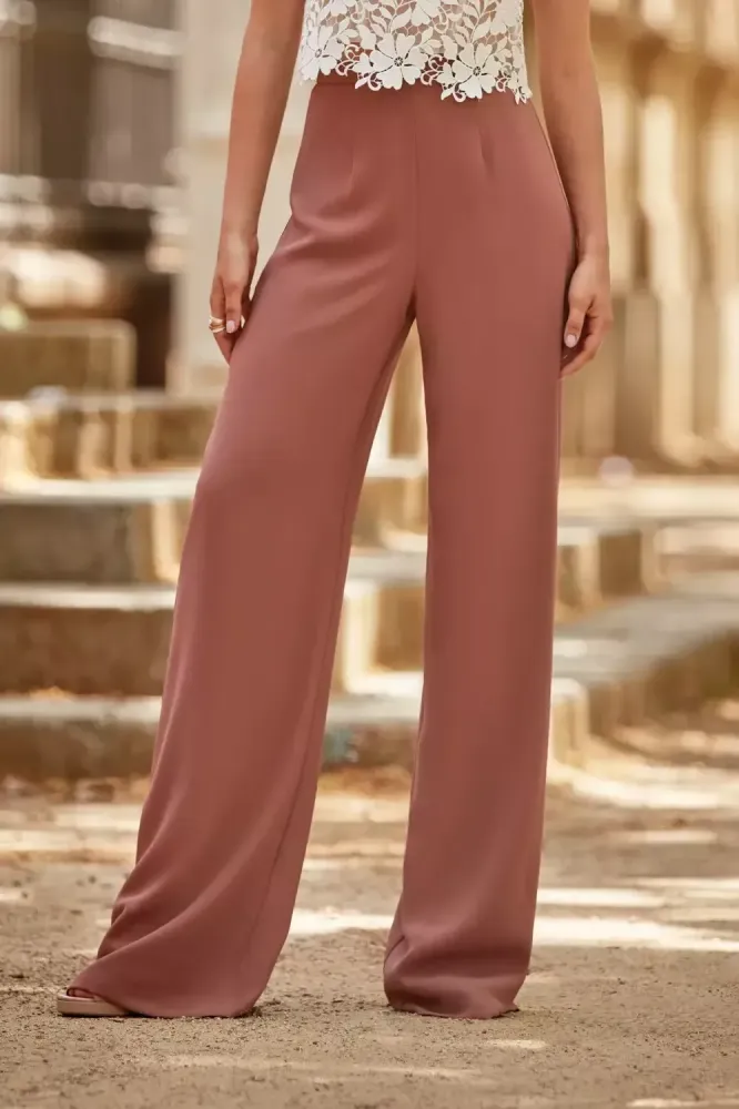 robes-de-cocktail -et-soiree-2025-70