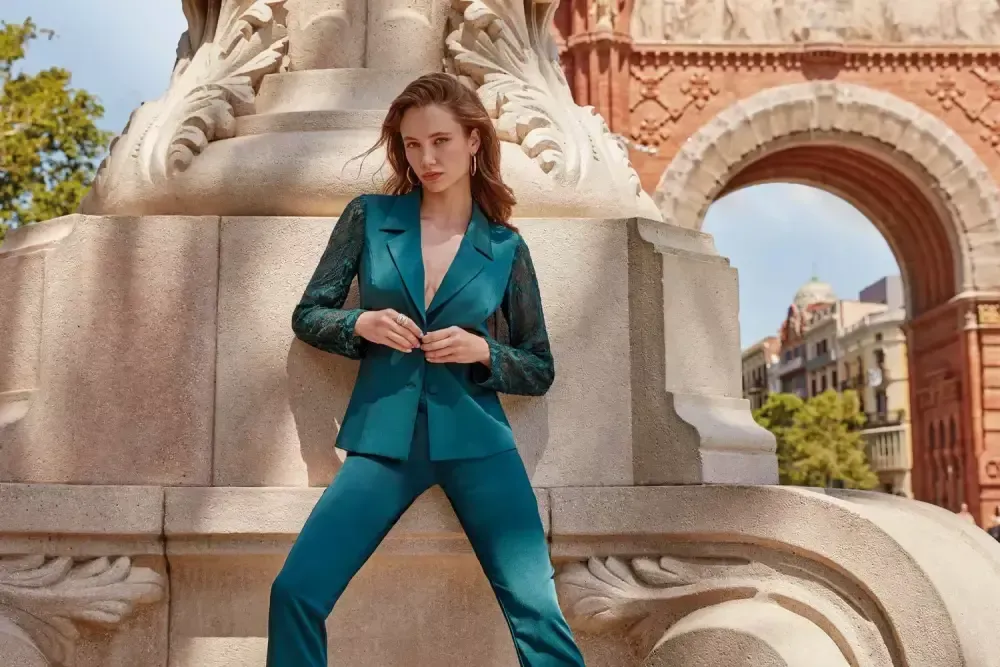 robes-de-cocktail -et-soiree-2025-165