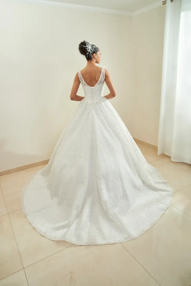 ALLURE087